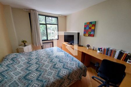 Suíte 1 de apartamento à venda com 4 quartos, 180m² em Icaraí, Niterói