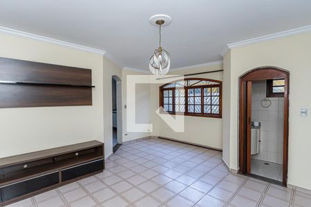 Sala 2 de casa para alugar com 3 quartos, 170m² em Vila Francos, São Paulo