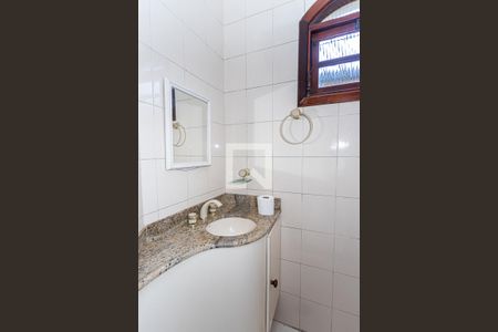 Lavabo de casa para alugar com 3 quartos, 170m² em Vila Francos, São Paulo