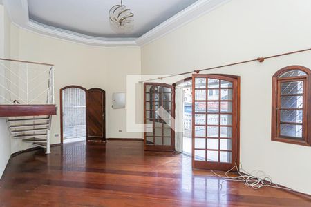 Sala 1 de casa para alugar com 3 quartos, 170m² em Vila Francos, São Paulo