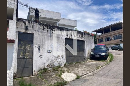 Fachadafa de casa à venda com 3 quartos, 440m² em Praia da Bandeira, Rio de Janeiro