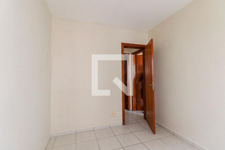 Quarto 1 de apartamento para alugar com 2 quartos, 52m² em Fazendinha, Curitiba