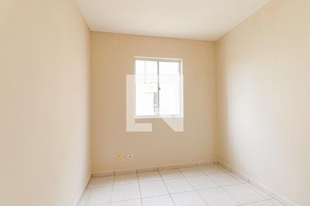 Quarto 1 de apartamento para alugar com 2 quartos, 52m² em Fazendinha, Curitiba