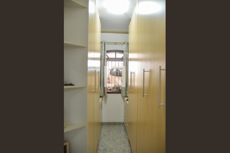 Quarto - Armários de casa para alugar com 2 quartos, 480m² em Jardim Olavo Bilac, São Bernardo do Campo