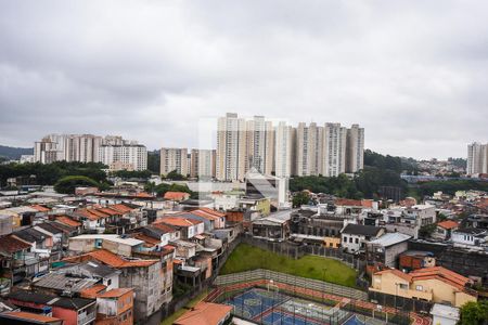 Vista de apartamento à venda com 2 quartos, 72m² em Jardim Henriqueta, Taboão da Serra