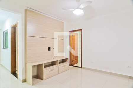 Sala de casa para alugar com 2 quartos, 120m² em Parque Maria Domitila, São Paulo