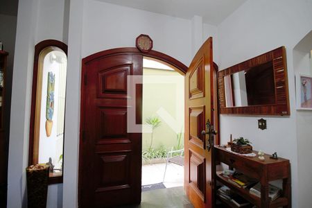 Hall de Entrada  de casa à venda com 5 quartos, 400m² em Vila Sonia, São Paulo