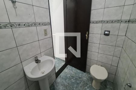 Banheiro de casa para alugar com 1 quarto, 92m² em Jardim Sapopemba, São Paulo