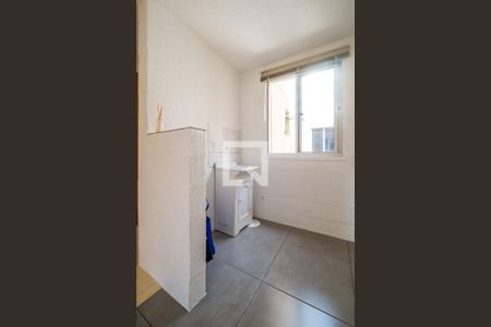 Cozinha e Área de Serviço de apartamento à venda com 2 quartos, 38m² em Vila Nova, Porto Alegre