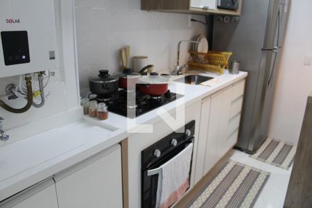 Cozinha de apartamento à venda com 2 quartos, 46m² em Parque Industrial Tomas Edson, São Paulo