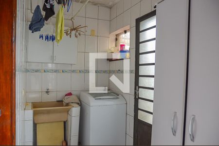 Casa para alugar com 378m², 4 quartos e 4 vagas Casa para alugar com 378m², 4 quartos e 4 vagasÁrea de Serviço