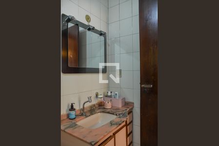 Casa para alugar com 378m², 4 quartos e 4 vagas Casa para alugar com 378m², 4 quartos e 4 vagasBanheiro da Suíte 2