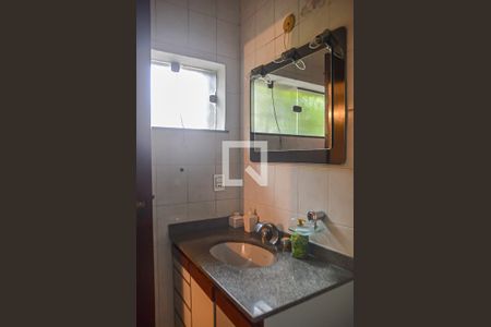 Casa para alugar com 378m², 4 quartos e 4 vagas Casa para alugar com 378m², 4 quartos e 4 vagasBanheiro da Suíte