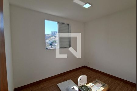 Quarto 1 de apartamento para alugar com 2 quartos, 45m² em Estoril, Belo Horizonte
