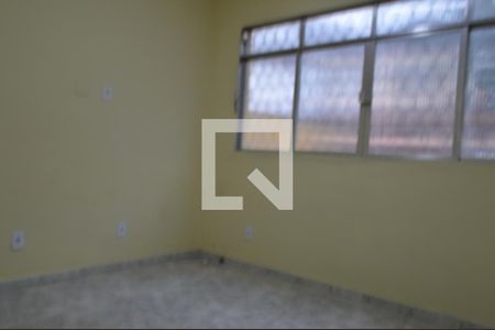 Sala de casa para alugar com 2 quartos, 82m² em Taquara, Rio de Janeiro