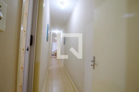 Corredor de casa à venda com 4 quartos, 154m² em Jardim Taboão, São Paulo