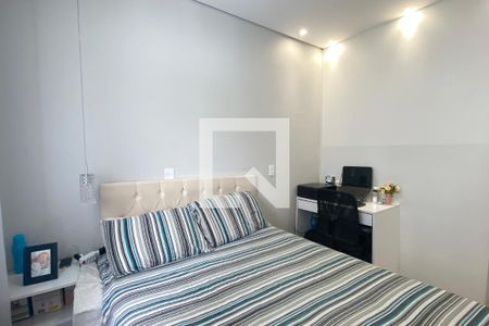 Quarto 1 de apartamento para alugar com 2 quartos, 44m² em Jardim Tupanci, Barueri