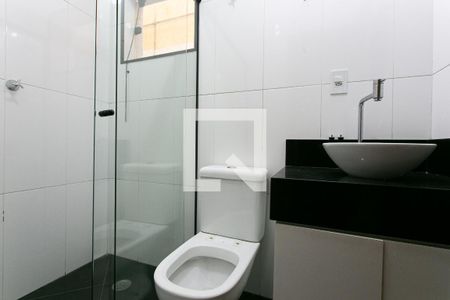 Lavabo de casa para alugar com 4 quartos, 400m² em Vila Mafra, São Paulo
