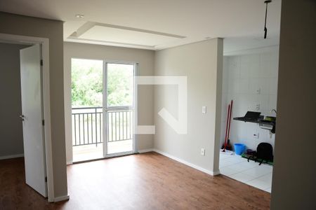 Sala de apartamento para alugar com 2 quartos, 47m² em Vila Monte Serrat, Cotia