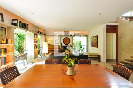 Sala 1 de casa à venda com 3 quartos, 420m² em Sumaré, São Paulo