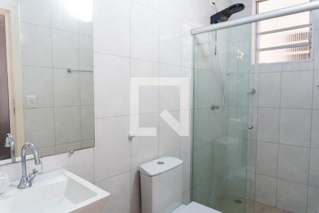 Banheiro da Suite 1 da Edícula de casa à venda com 5 quartos, 216m² em Jardim Oriental, São Paulo