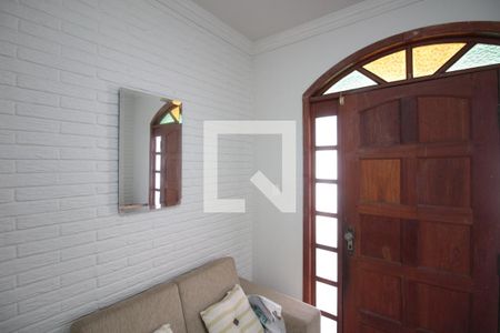 Sala de casa à venda com 3 quartos, 90m² em Santa Terezinha, Belo Horizonte