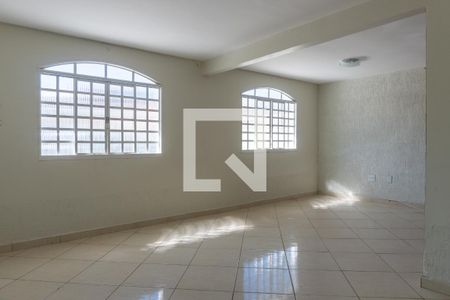 Sala de Estar de casa para alugar com 4 quartos, 360m² em Taguatinga, Brasília