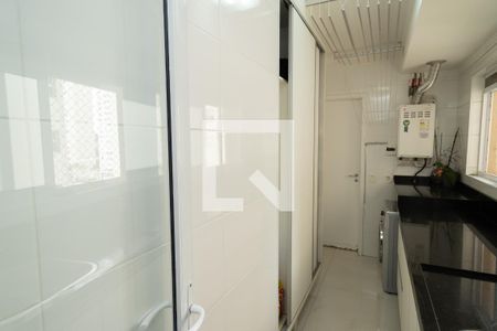 Apartamento à venda com 155m², 4 quartos e 3 vagas Apartamento à venda com 155m², 4 quartos e 3 vagasÁrea de Serviço