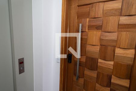 Apartamento à venda com 155m², 4 quartos e 3 vagas Apartamento à venda com 155m², 4 quartos e 3 vagasHall de Entrada