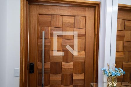 Apartamento à venda com 155m², 4 quartos e 3 vagas Apartamento à venda com 155m², 4 quartos e 3 vagasHall de Entrada