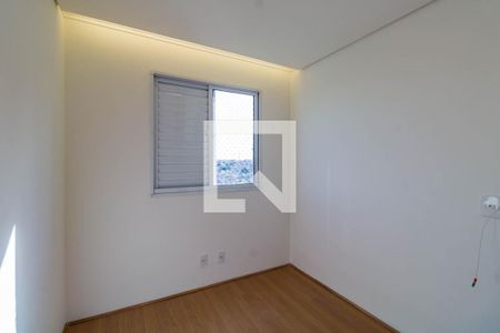 Quarto 1 de apartamento para alugar com 2 quartos, 45m² em Parque Reboucas, São Paulo