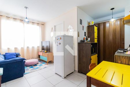 Sala de apartamento para alugar com 2 quartos, 34m² em Jurubatuba, São Paulo