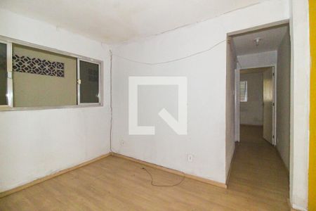 Sala de casa para alugar com 2 quartos, 60m² em Jardim Santo Elias (são Miguel), São Paulo