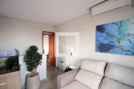 Sala de TV de apartamento à venda com 4 quartos, 144m² em Ouro Preto, Belo Horizonte