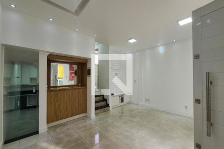 Sala de casa de condomínio à venda com 3 quartos, 190m² em Cascadura, Rio de Janeiro