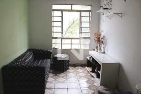 Sala de apartamento para alugar com 2 quartos, 70m² em Jardim Vivan, São Paulo