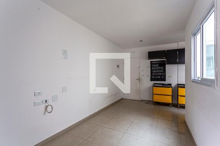 Sala de apartamento para alugar com 2 quartos, 80m² em Vila Lilica, Santo André