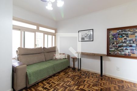 Sala de casa à venda com 3 quartos, 240m² em Santo Antônio, Porto Alegre