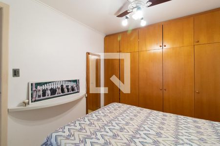 Quarto 1 de casa para alugar com 3 quartos, 240m² em Santo Antônio, Porto Alegre