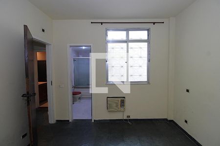 Suíte de casa para alugar com 4 quartos, 156m² em Méier, Rio de Janeiro