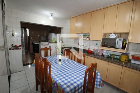 Cozinha de casa para alugar com 3 quartos, 130m² em Jardim Tietê, São Paulo