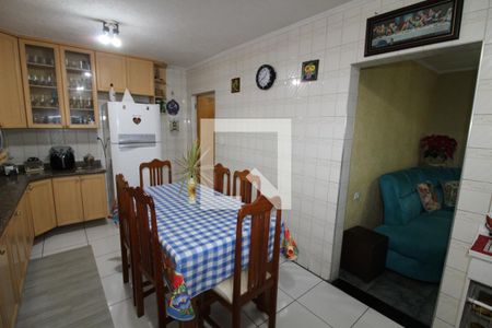 Cozinha de casa para alugar com 3 quartos, 130m² em Jardim Tietê, São Paulo