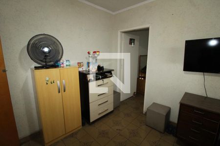 Quarto 2 de casa para alugar com 3 quartos, 130m² em Jardim Tietê, São Paulo