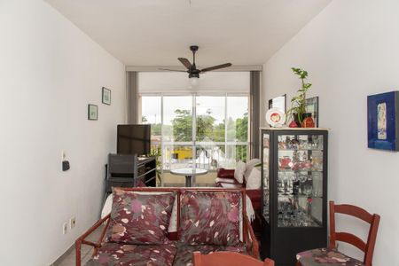 Sala de apartamento para alugar com 2 quartos, 80m² em Jardim Enseada, Guarujá