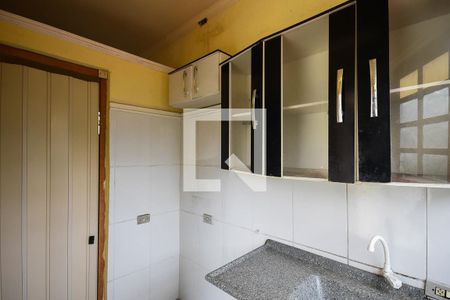 Cozinha de kitnet/studio para alugar com 1 quarto, 25m² em Cidade Intercap, Taboão da Serra