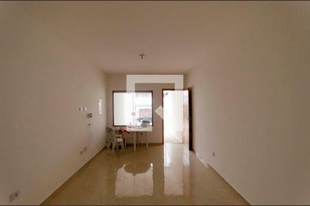 Casa à venda com 100m², 3 quartos e 2 vagasSala