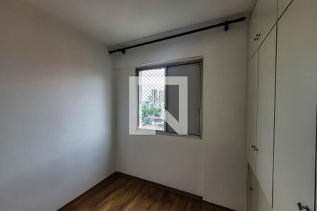 Quarto 1 de apartamento à venda com 3 quartos, 74m² em Vila Firmiano Pinto, São Paulo