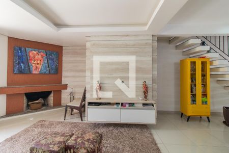 Sala de casa à venda com 3 quartos, 201m² em Espírito Santo, Porto Alegre