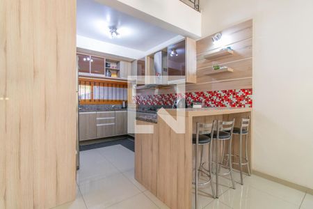 Cozinha de casa para alugar com 3 quartos, 201m² em Espírito Santo, Porto Alegre