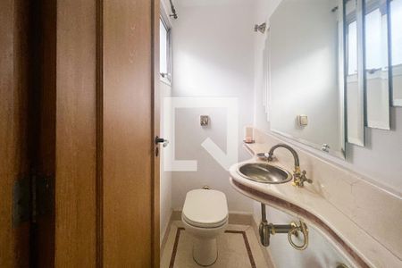 Lavabo de apartamento para alugar com 3 quartos, 150m² em Indianópolis, São Paulo